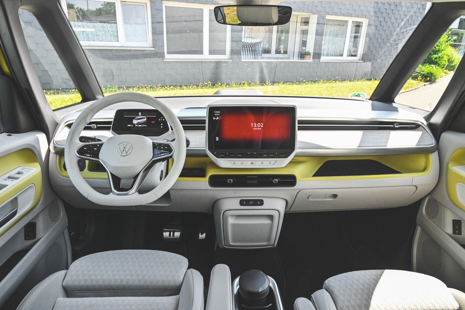 Volkswagen ID.Buzz Pro imagem 2