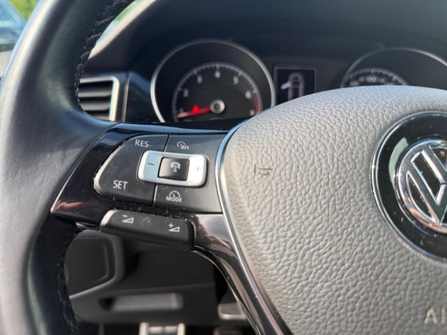 Golf Sportsvan 7 VII Sound1.4 TSI Dynaudio Bi-Xe