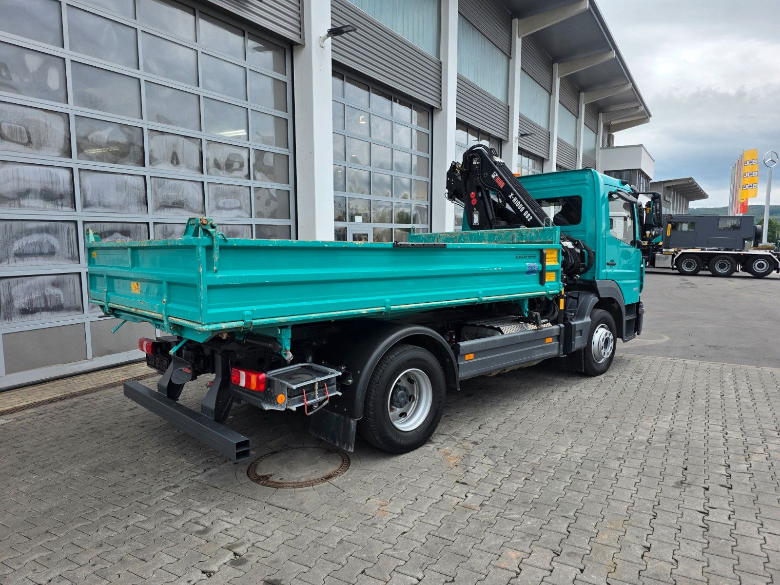 Fahrzeugabbildung Mercedes-Benz Atego 1223 KK HIAB X-HIDUO 082 Funk 2x AHK