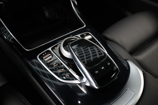 Fahrzeugabbildung Mercedes-Benz C 300 T 9G-TRONIC AMG LINE|1HAND|LED|WIDESCREEN|