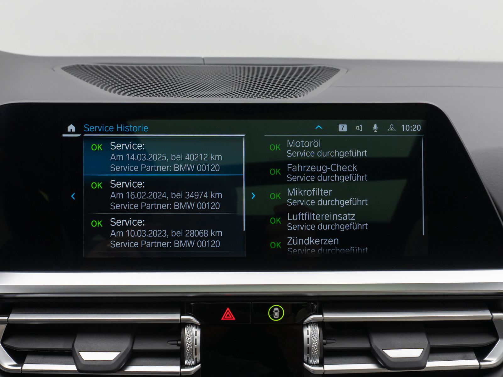 Fahrzeugabbildung BMW 330e xD M Sport Panoram Kamera Laser HUD DAB H/K