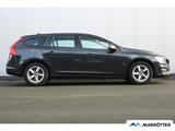 Volvo V60 D2 Kinetic PDC/Sitzheizung/Navigation - mit Diesel-Antrieb: Grau, mit ABS, Kombi