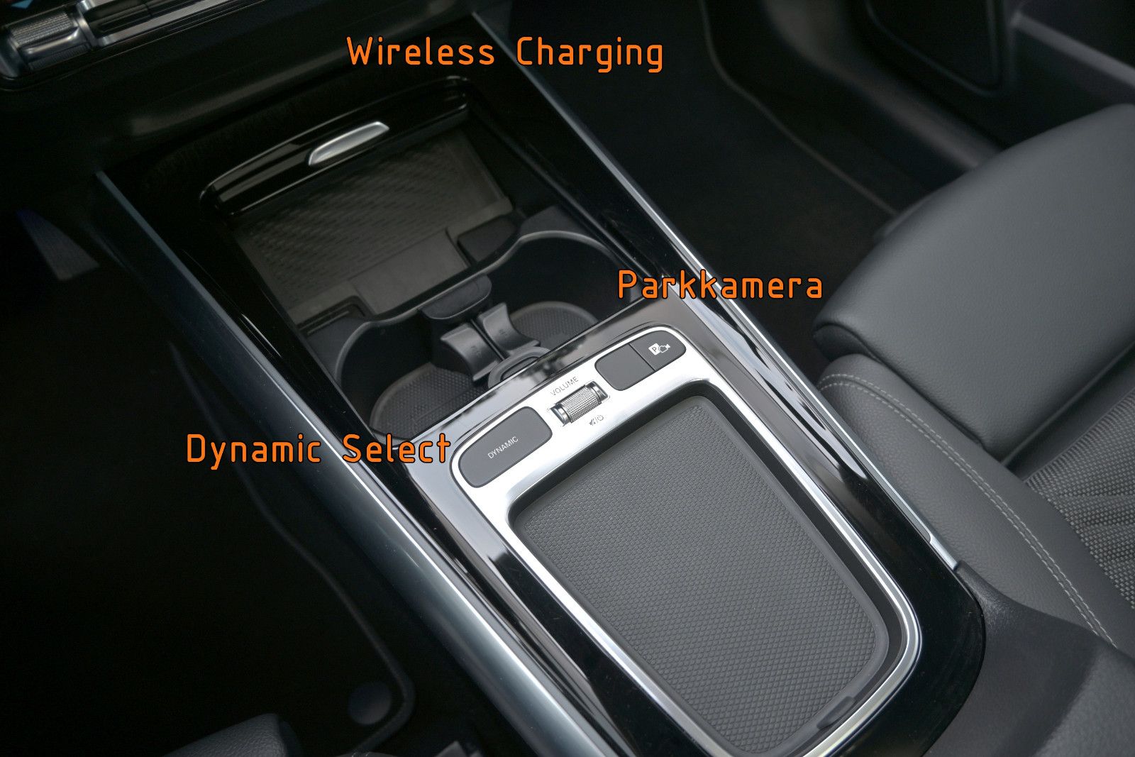 Fahrzeugabbildung Mercedes-Benz GLA 180 d DCT Progressive °ACC°PANO°MEMO°KEYLESS