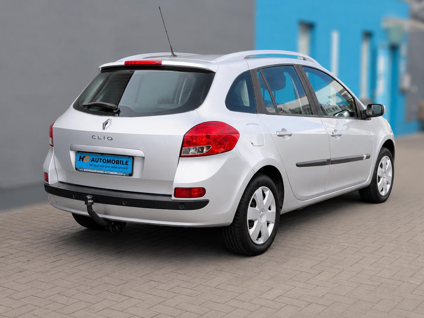 Renault Clio 2010 — photo 8