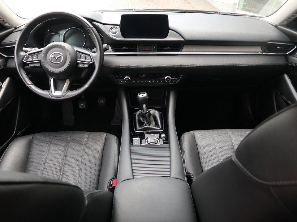 Fahrzeugabbildung Mazda 6 L Exclusive-Line G-165 LEDER-S NAVI el.Sitzv.