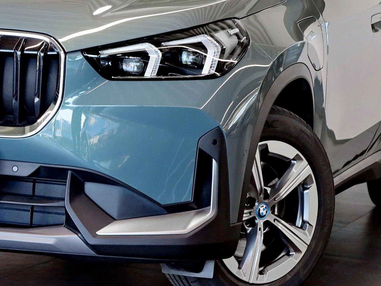 BMW X1 xDrive25e Head-Up H&K eAHK foto 4