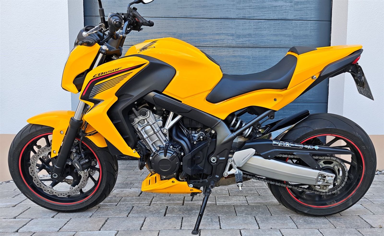 Fahrzeugabbildung Honda CB650F CB650FA Bee Yellow