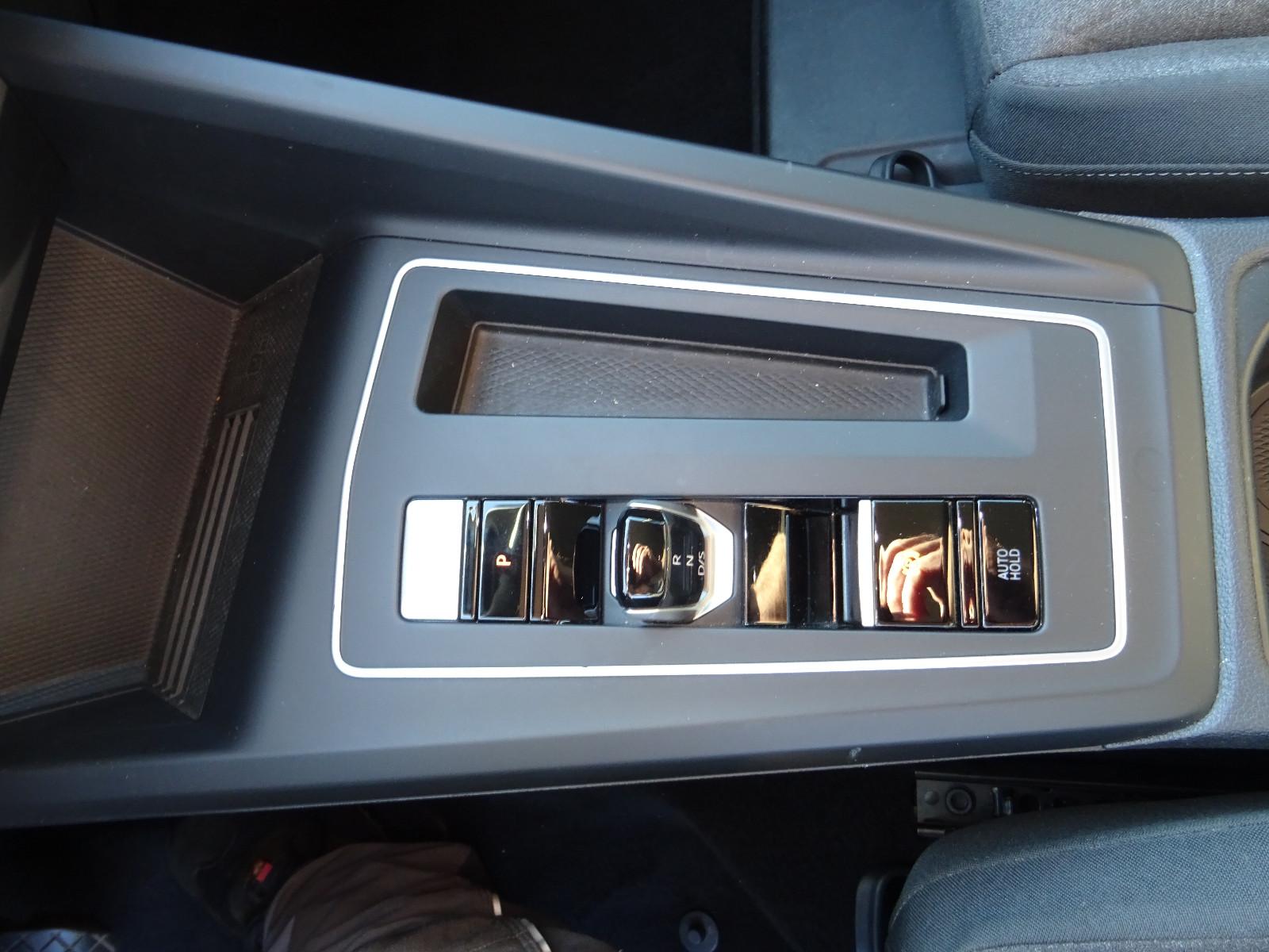 Volkswagen Golf VIII Lim. Life 1.5 eTSI LED Navi PDC Temp., миниатюра 18