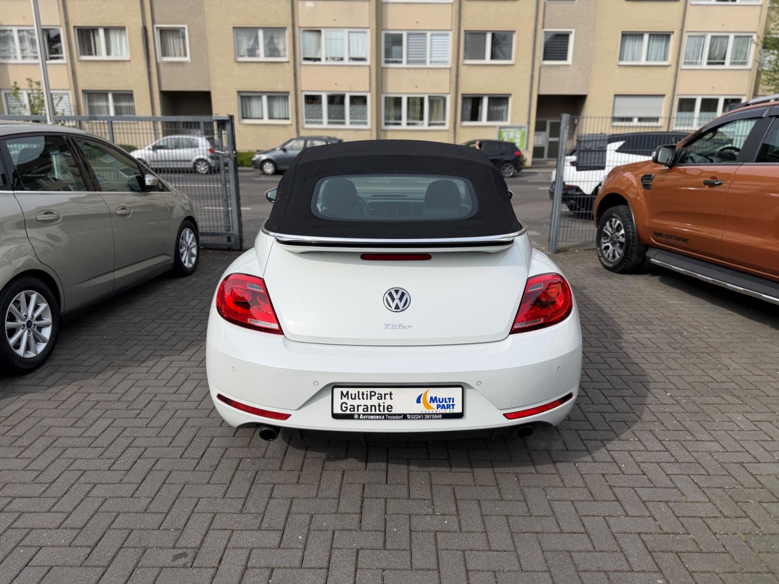Volkswagen Beetle Cabrio R-Line*NAVI*DAB*TEMPO*XENON*DSG foto 9