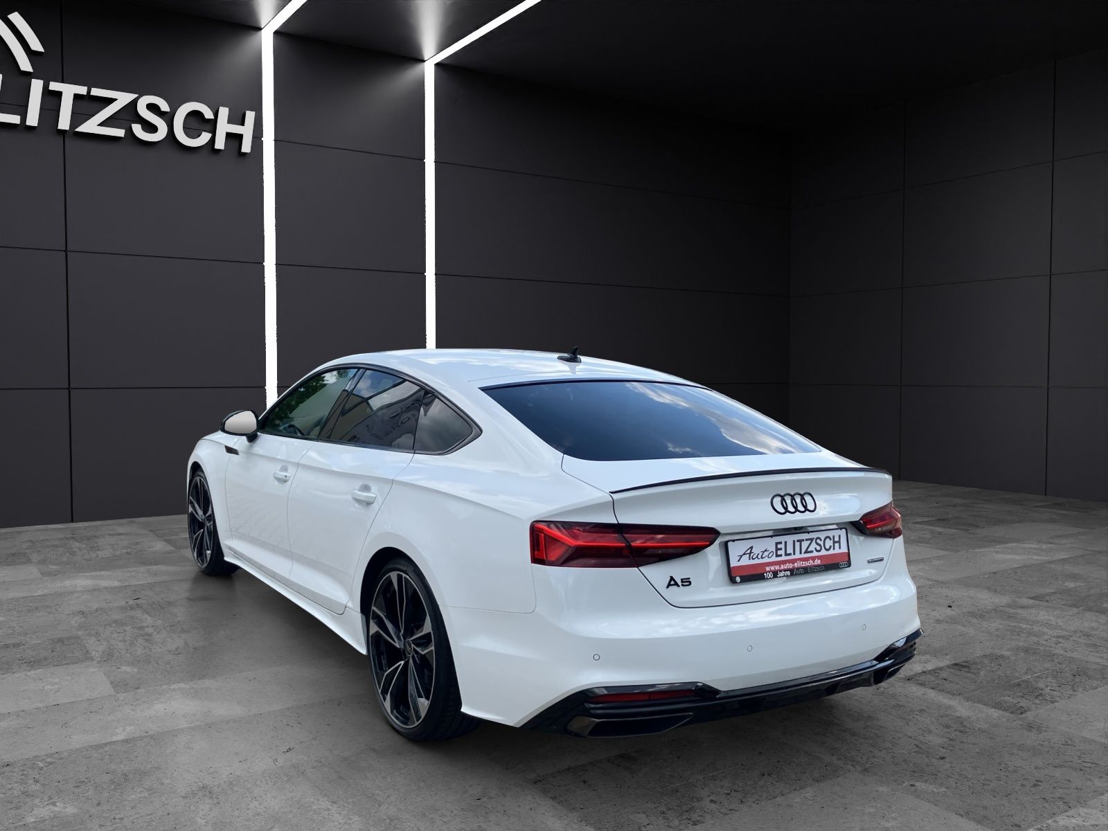Fahrzeugabbildung Audi A5 Sportback 40 TFSI quattro S line AHZV MATRIX
