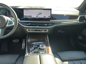 BMW X7 - 6