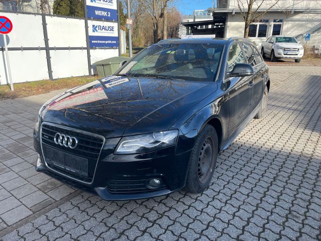 Audi A4 Avant Attraction quattro