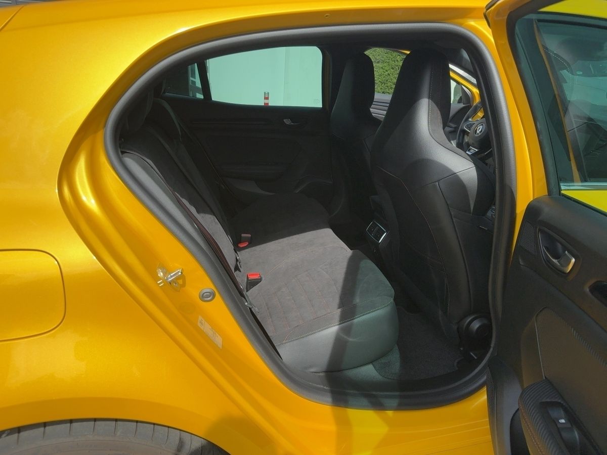Fahrzeugabbildung Renault Megane R.S. TROPHY TCe300 EDC 9.900 km Original