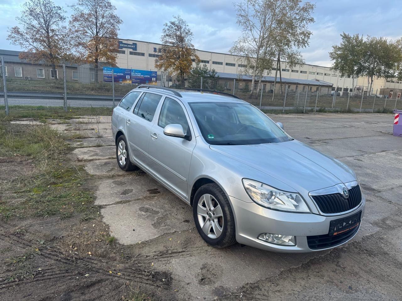 Skoda Octavia 2010 — photo 7