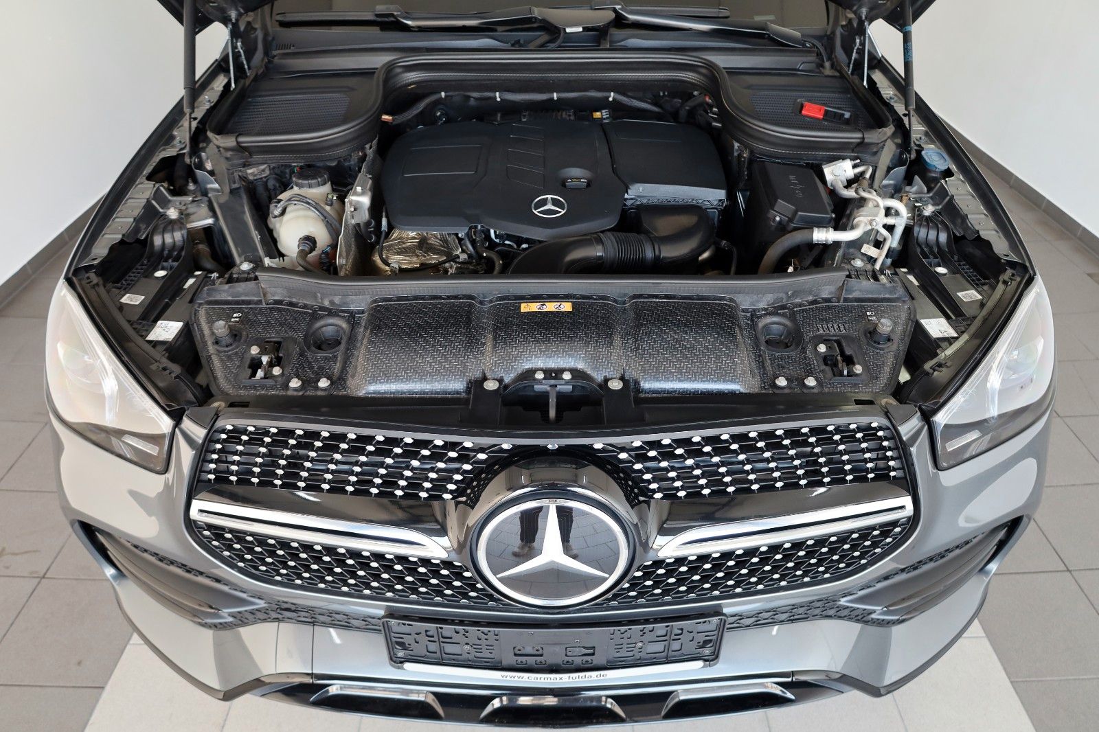 Fahrzeugabbildung Mercedes-Benz GLE 350de Coupe AMG line,Pano,HUD,360°,Burmester