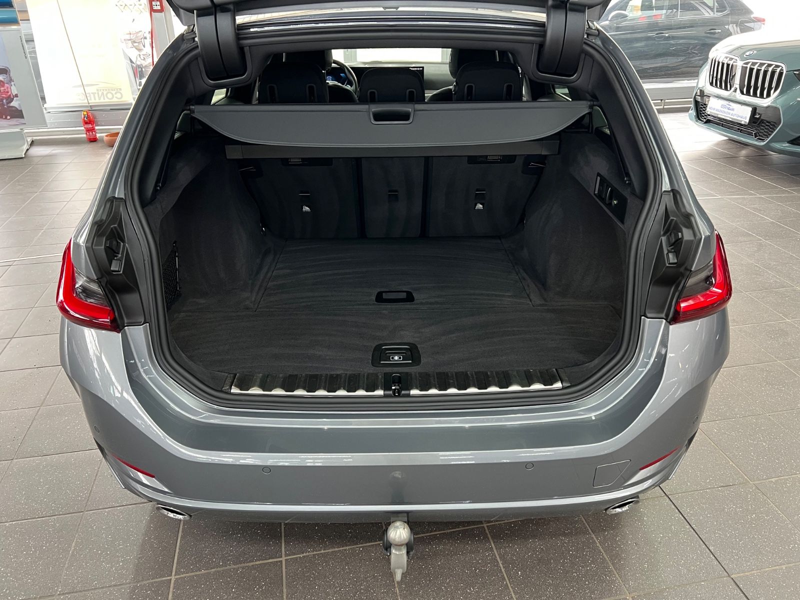 BMW 318 d Touring Driving Assistant+Parkassistent foto 13