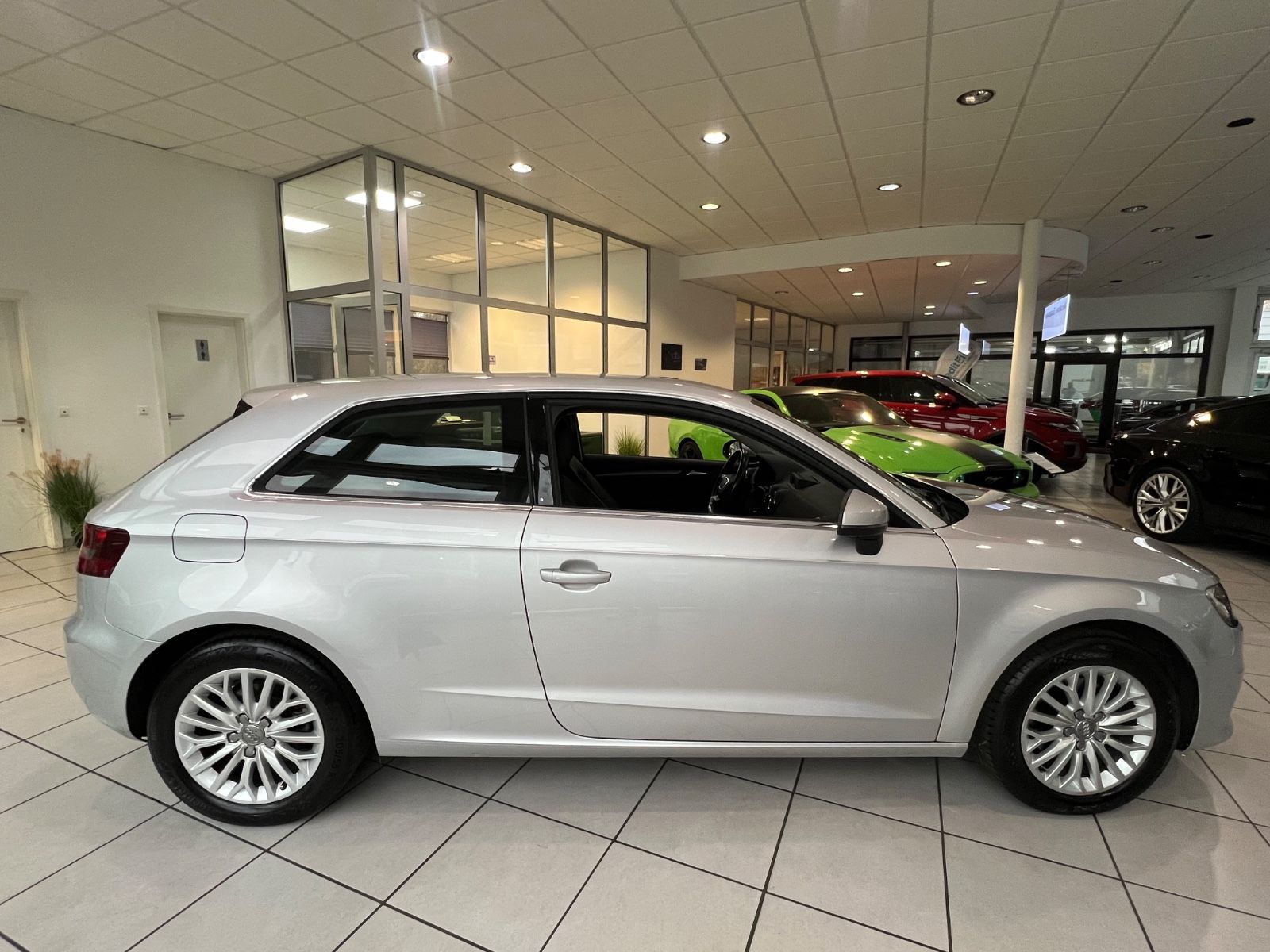 Fahrzeugabbildung Audi A3 ambiente 1.4  *LEDER*TEMPOMAT*