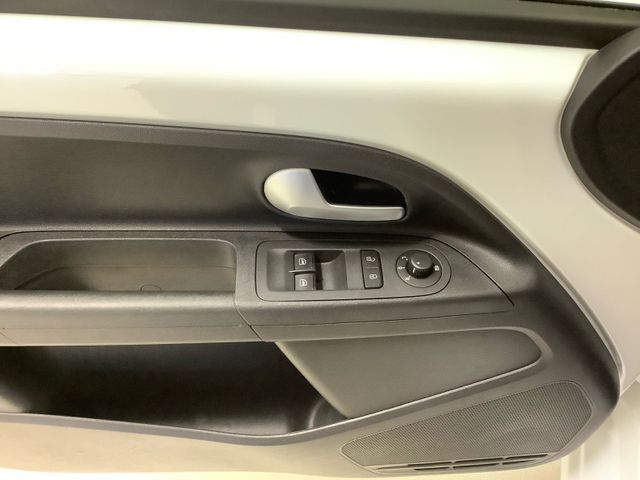 up! 1,0 l 48 kW Klima, GRA, Kamera, PDC, SHZ