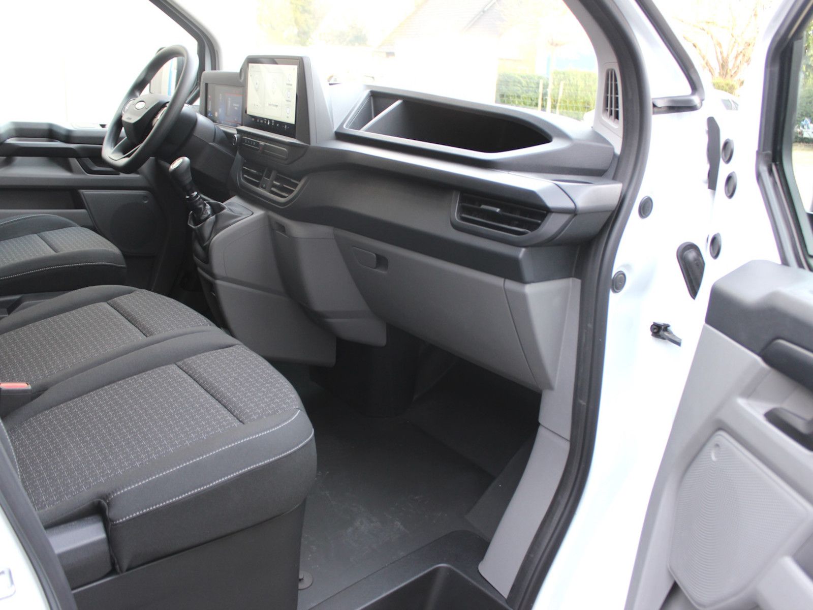 Fahrzeugabbildung Ford Transit Custom Kasten 280 L1 Basis 2,0EcoBlue