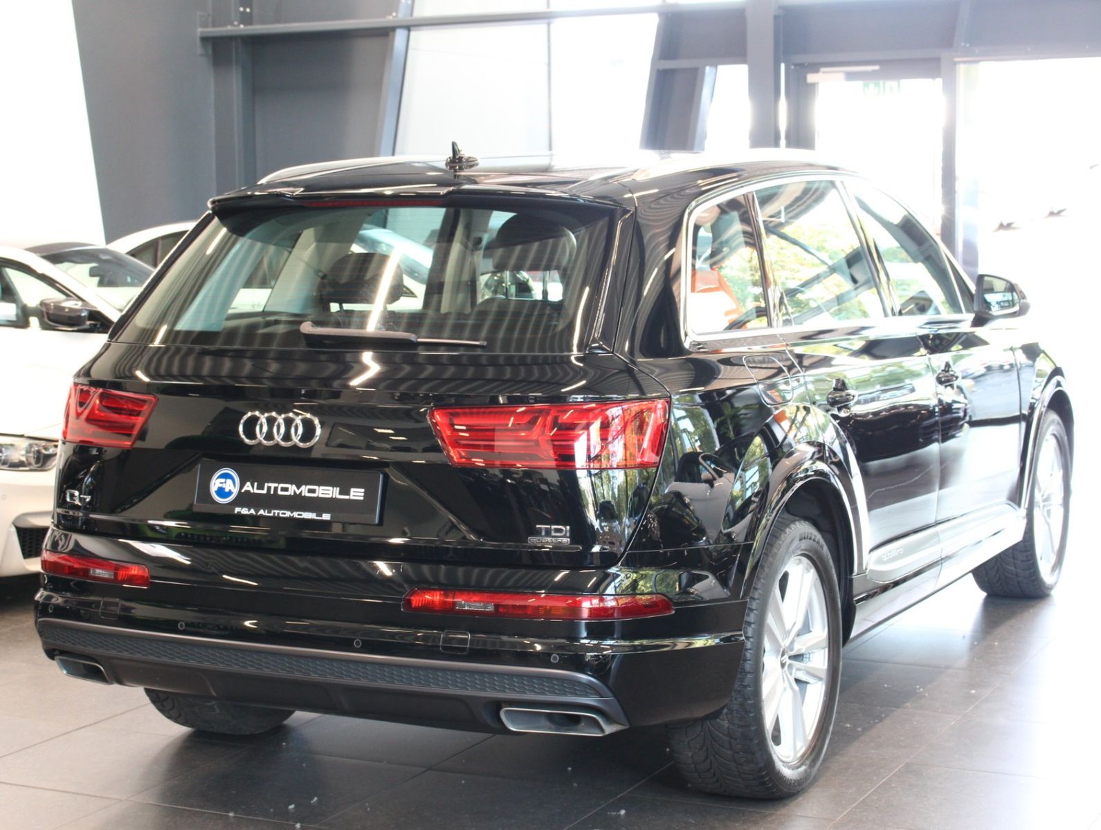 Fahrzeugabbildung Audi Q7 3.0 TDI Quattro. S-Line*Navi*Kamera*Ambiente