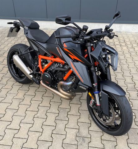 KTM 1390 Super Duke R EVO inkl. Techpack / WP