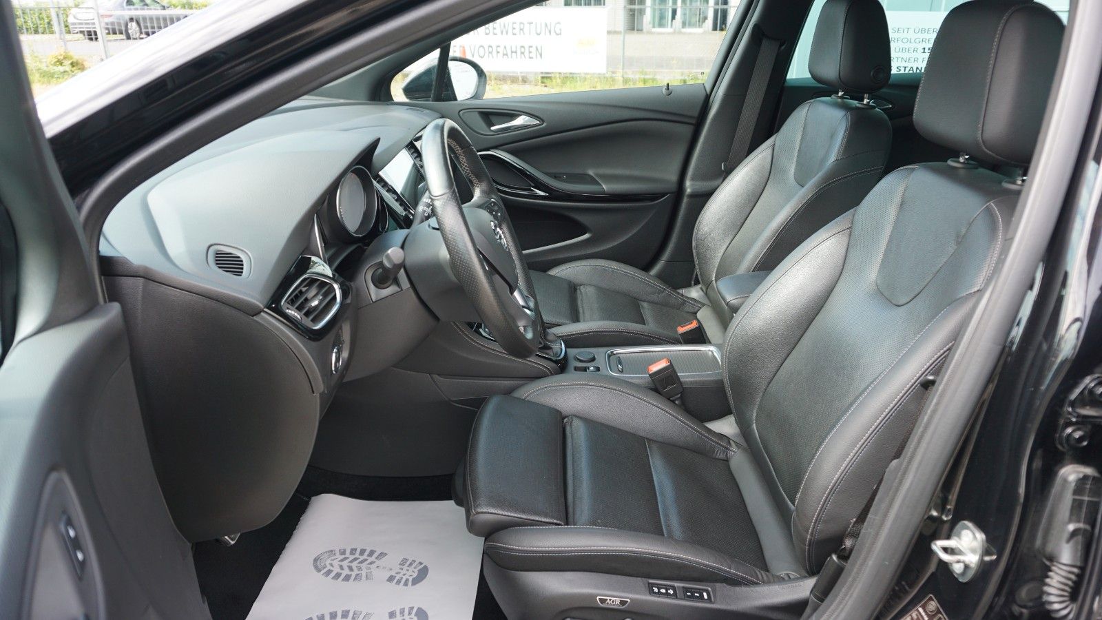 Fahrzeugabbildung Opel Astra K Sports Tourer Ultimate,Leder,LED,Nav,OPC