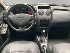 DACIA Duster I Prestige 4x2 Anhängerkupplung