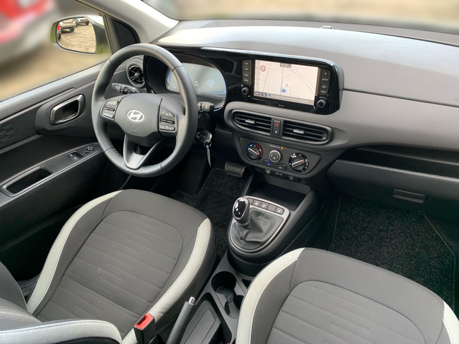 Fahrzeugabbildung Hyundai i10 Automatik 1.0 Trend Navi Kamera