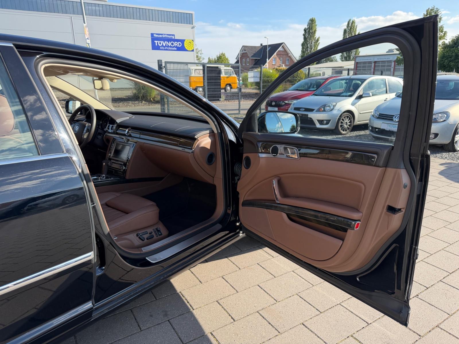 Volkswagen Phaeton 4.2 V8*EXCLUSIVE*ACC*S-DACH*STHZ*TOP*