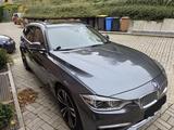 BMW 330i xDrive Touring Luxury Line P. Auto. Lux... - BMW 330: 330i Xdrive