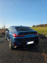 BMW X4 M40i AT - Leder/Panorama/AHK/Sport/Scheck - blaue BMW X4 M40