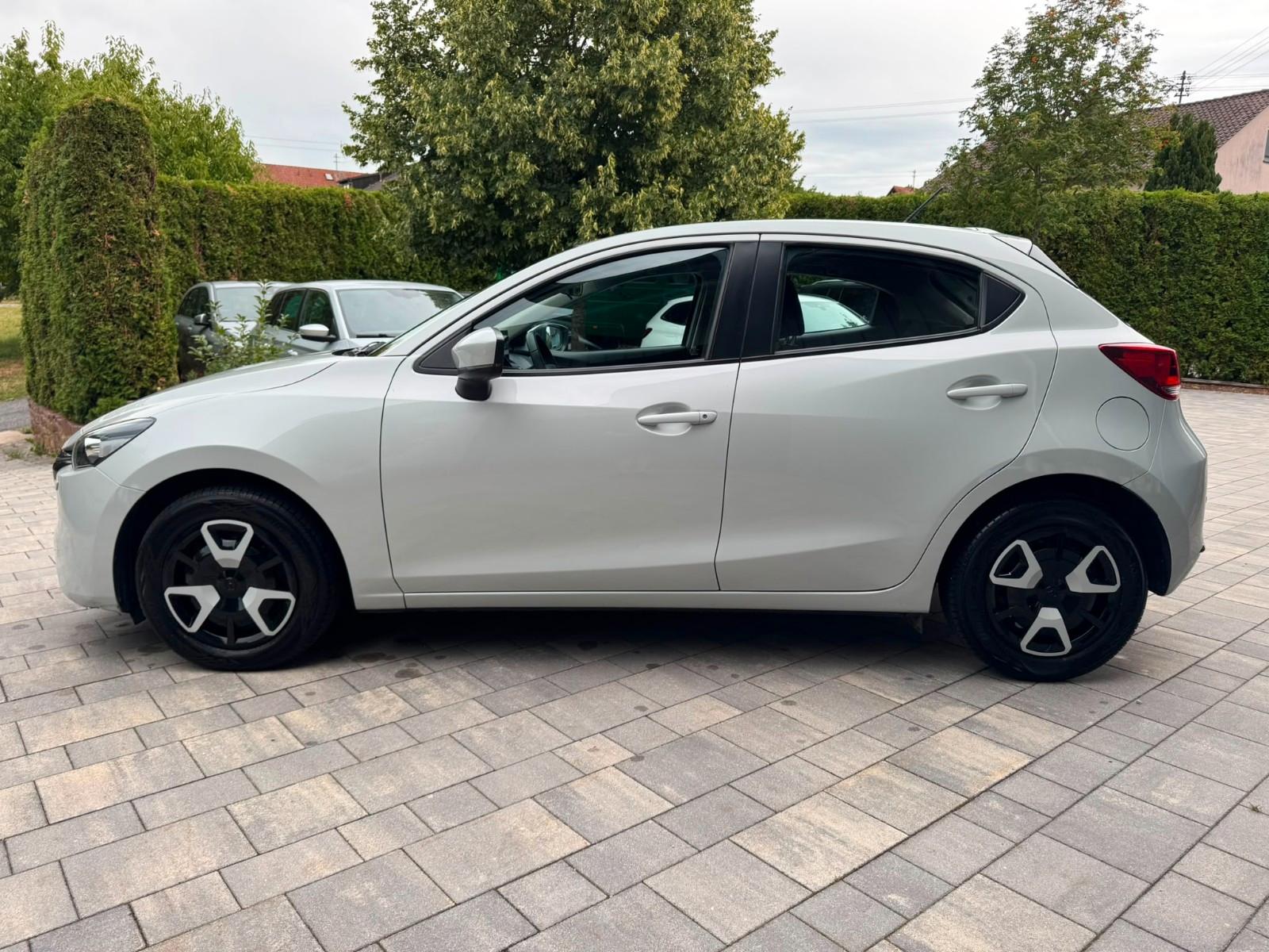 Mazda 2 90PS Center-Line LED PDC SHZ Tempomat 8-fach