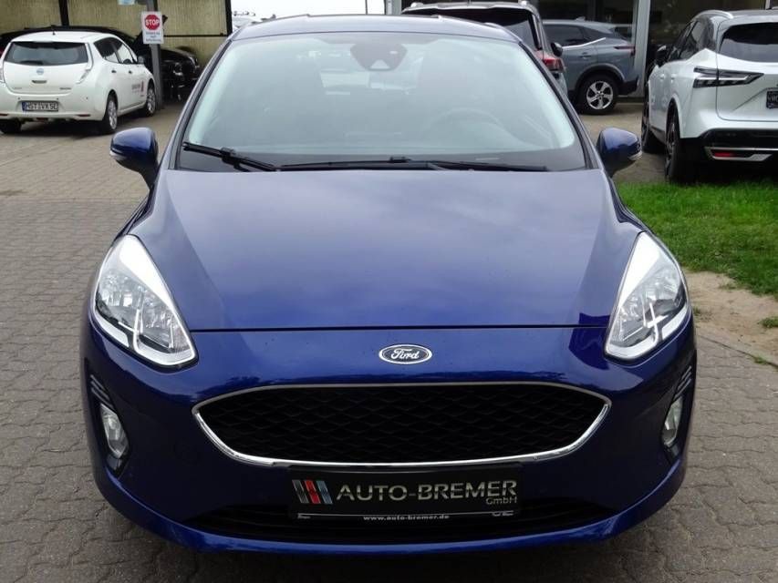 Fahrzeugabbildung Ford Fiesta 1,1 Cool & Connect Klima Winterpaket