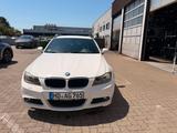 BMW E91 318i LCI - BMW 318: E91