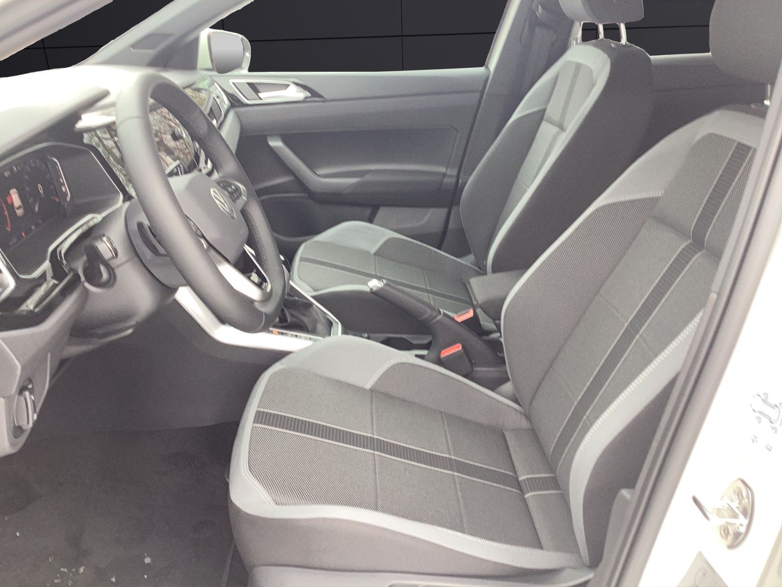 Fahrzeugabbildung Volkswagen Polo Style TSI DSG IQ.Light ACC SH RearView Ambi