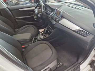 BMW 218 - 12