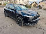 Jeep Cherokee Night Eagle 4WD AHK - Jeep Cherokee: Night Eagle