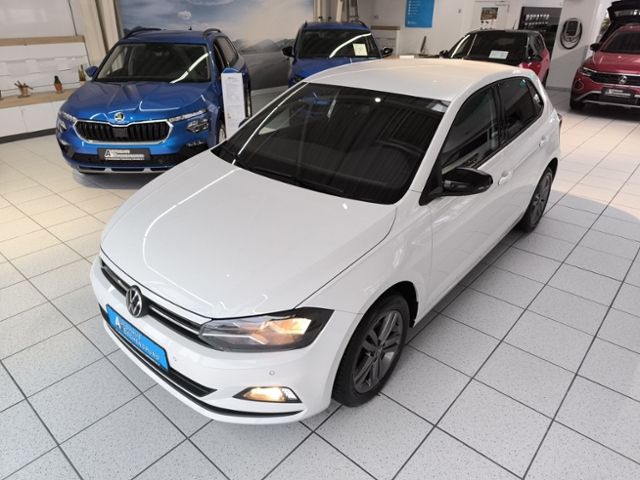 Fahrzeugabbildung Volkswagen Polo 1.0 TSI United NAVI SITZH KAM APP ALLWET