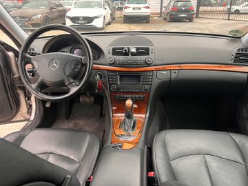 Mercedes E 320 - 9