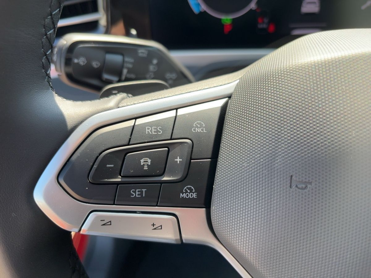 Volkswagen Passat - Bild 14