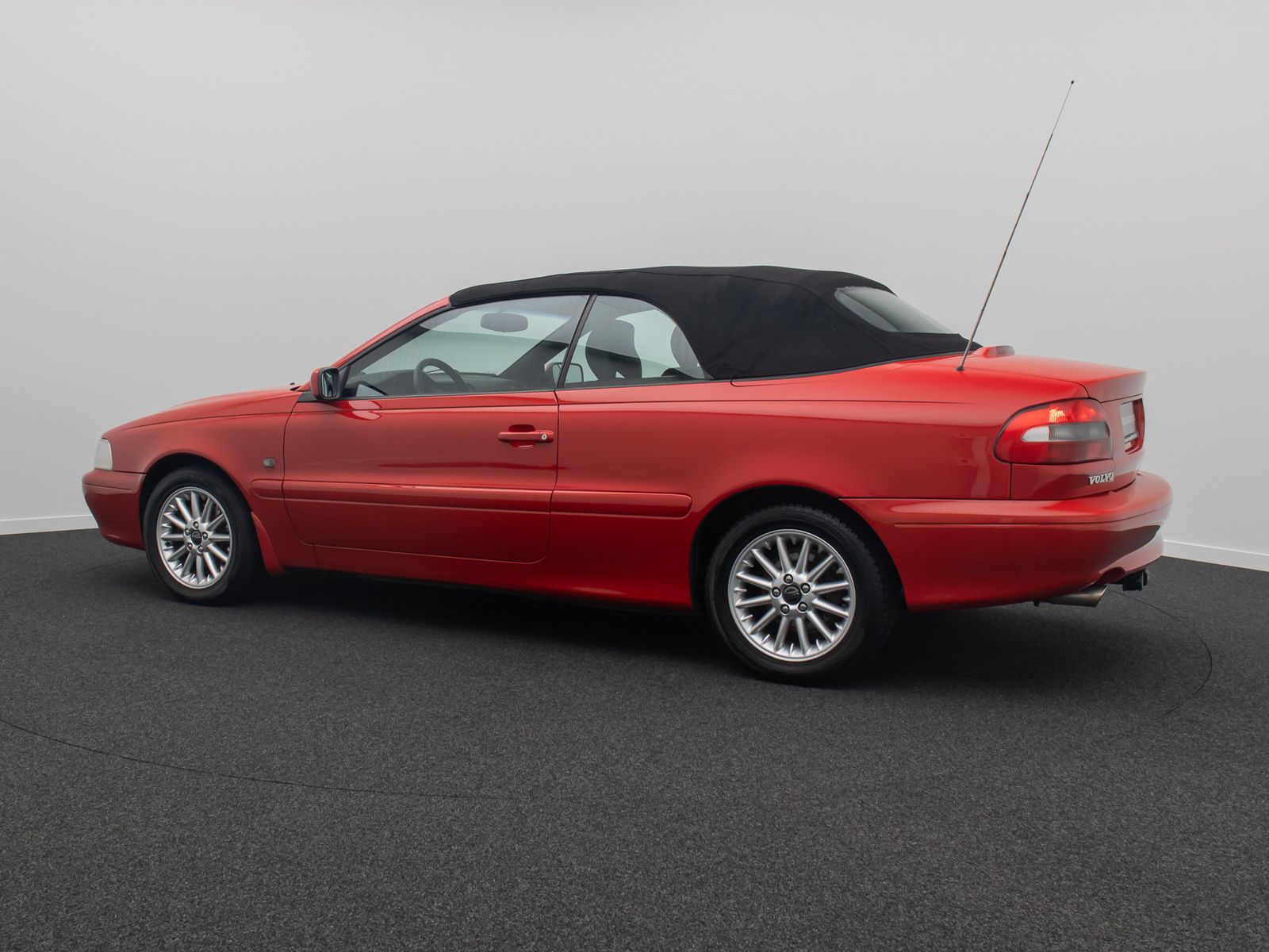 Fahrzeugabbildung Volvo C70 2.0T Cabriolet Lordos HiFi Tempomat Sportsit