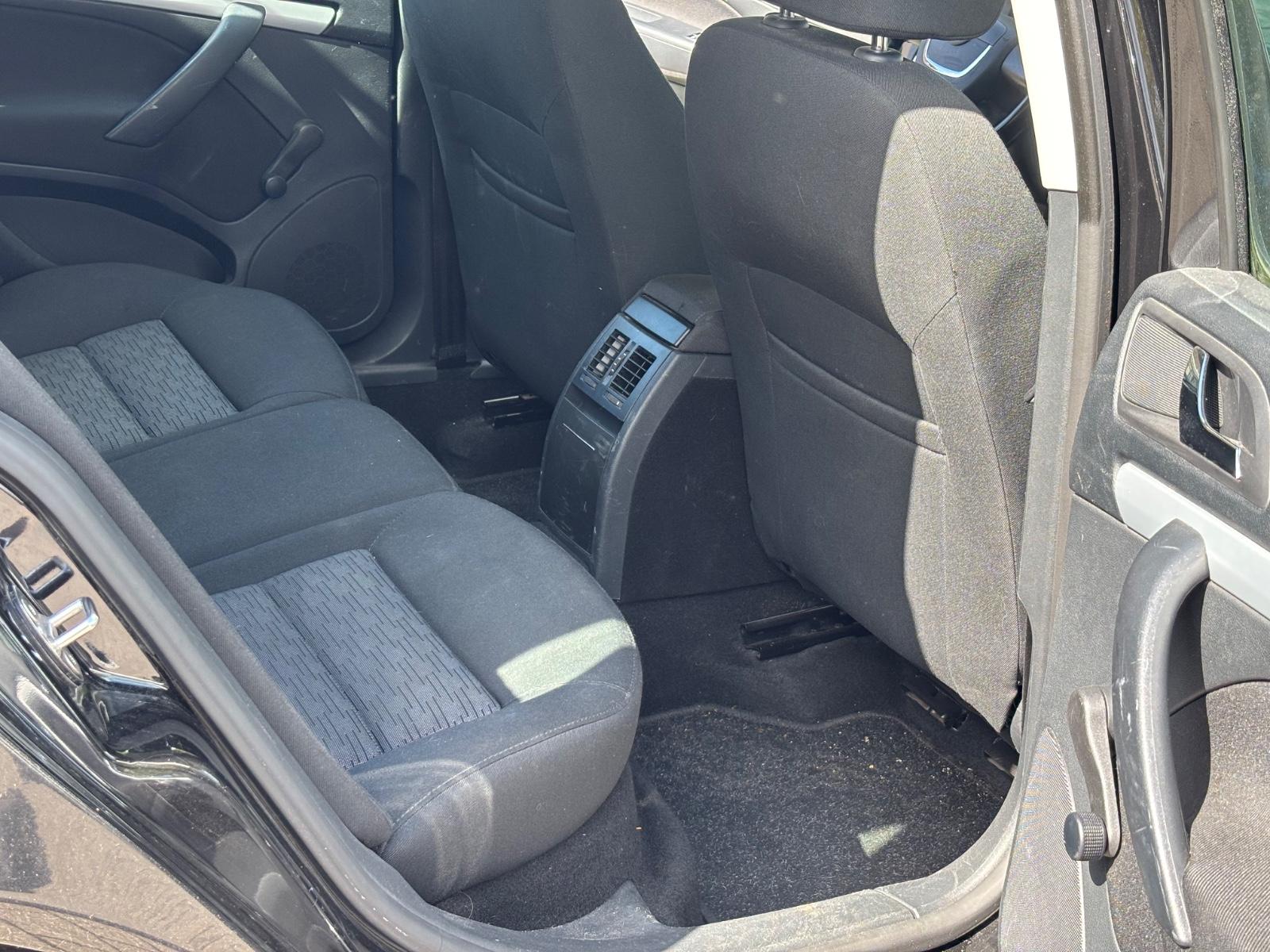 Skoda Octavia 2011 — photo 15