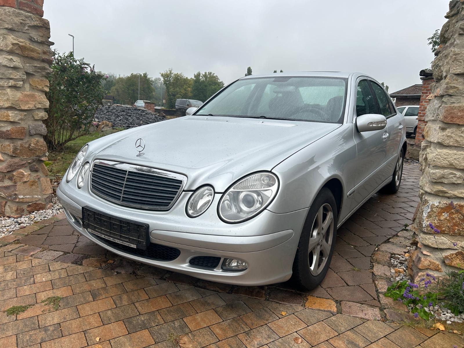 Mercedes-Benz E 220 CDI Limousine 2. Hand Scheckheft wenig Km