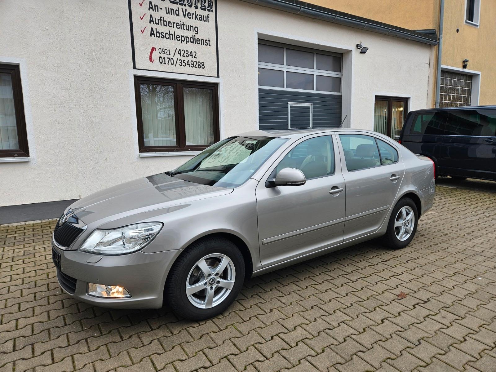 Skoda Octavia Lim. Elegance Temp+Sitzheiz+8Fach.