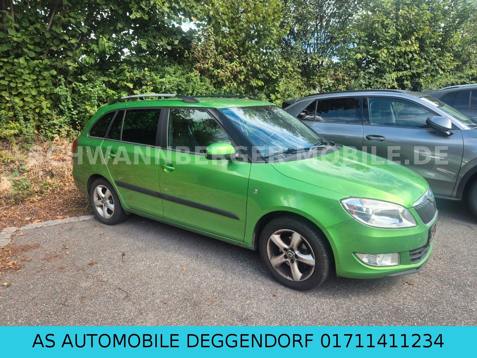 Skoda Fabia 2012 — rear view