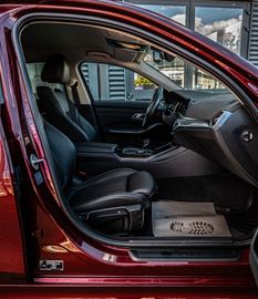 Fahrzeugabbildung BMW 320i Limo. Advantage VIRUTAL|LED|AMBIENTE|CAM