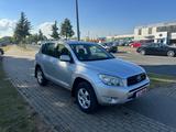 Toyota RAV 4 2.0-l-VVT-i 4x4 Executive Automatik - Toyota RAV 4: Automat