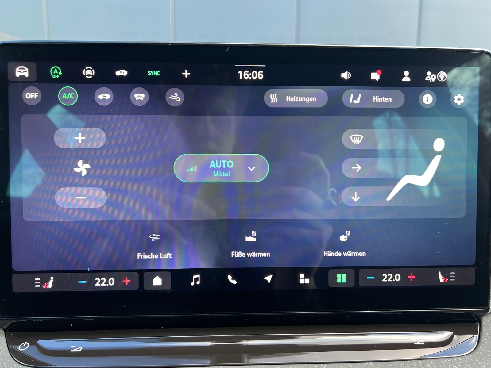 Fahrzeugabbildung SKODA Octavia Combi Balance 2.0 TDI DSG *AHK, Rückfahr