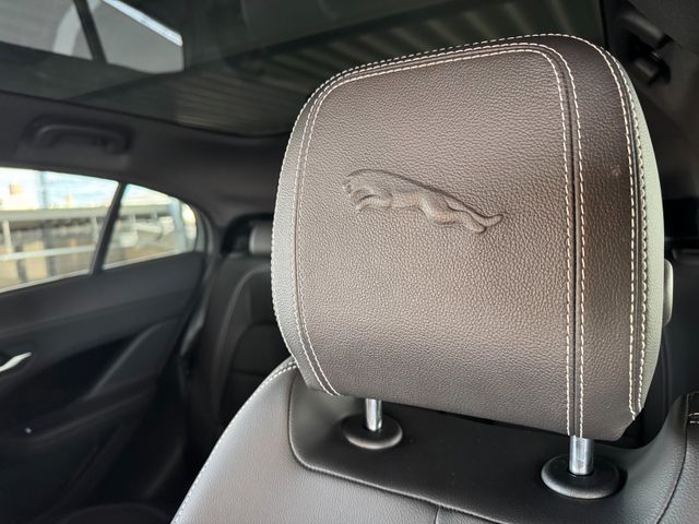 Jaguar I-Pace EV400 SE