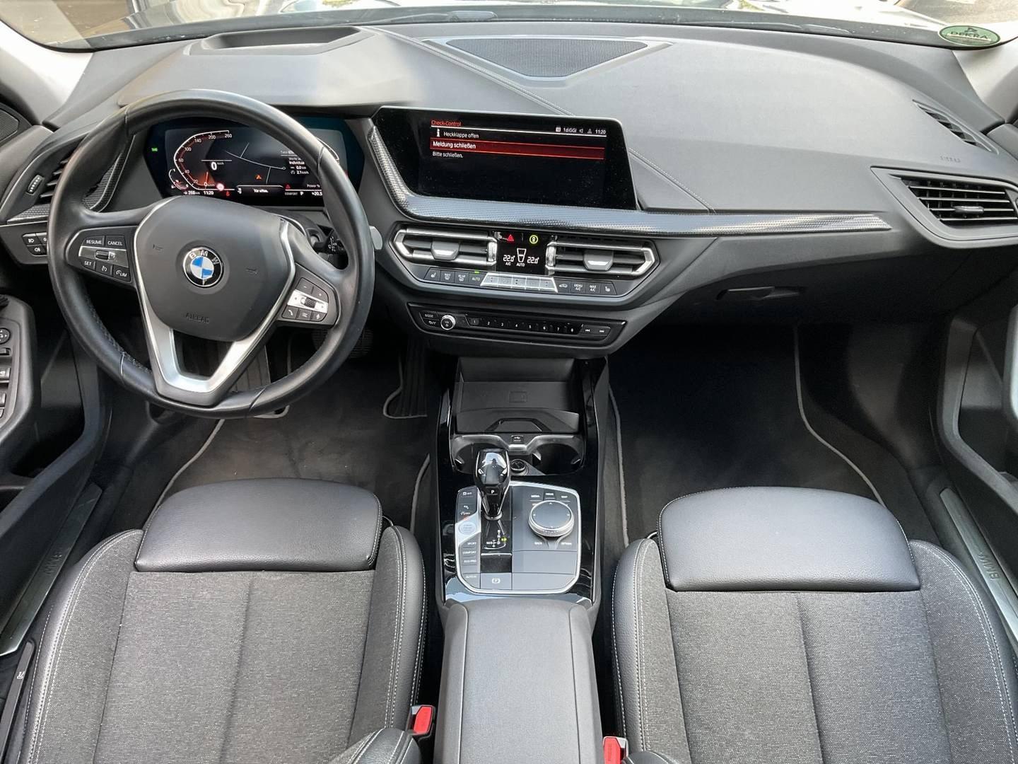 BMW 118 1 Limousine 118i LED Navi HeadUp Sport Line, миниатюра 12